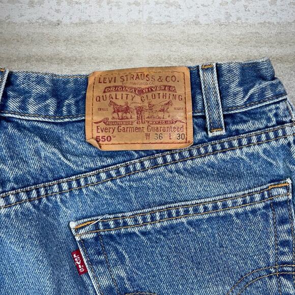 Vintage Levis Jeans 550 Relaxed Fit Medium Wash Denim Paper Tag 100% Cotton 90s - Picture 4 of 5